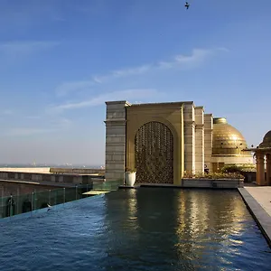 Отель The Leela Palace Нью-Дели